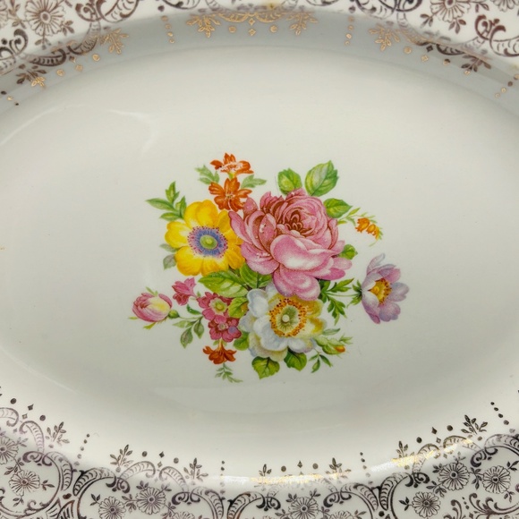 Keystone Cannonsburg Pottery Platter, Lajean Pattern, 22 Karat Gold Trim, Signed - Picture 2 of 5